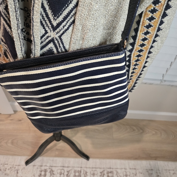 Kate Spade Black and Cream Striped Crossbody Leather Women's Bag - Picture 8 of 11